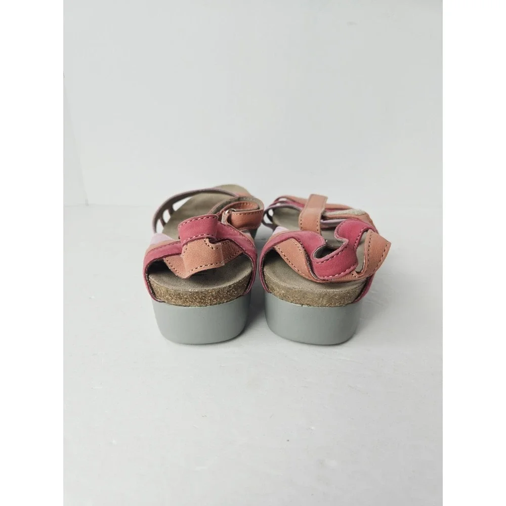 Munro Womens Leather Comfort Walking Wedge Sandal - Size 8 pink